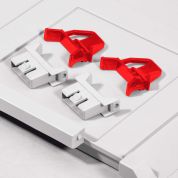 Scharnierdeckel Set Eurobox NextGen – 400 x 300, inkl. 2 rote Schiebeschnappverschlüsse